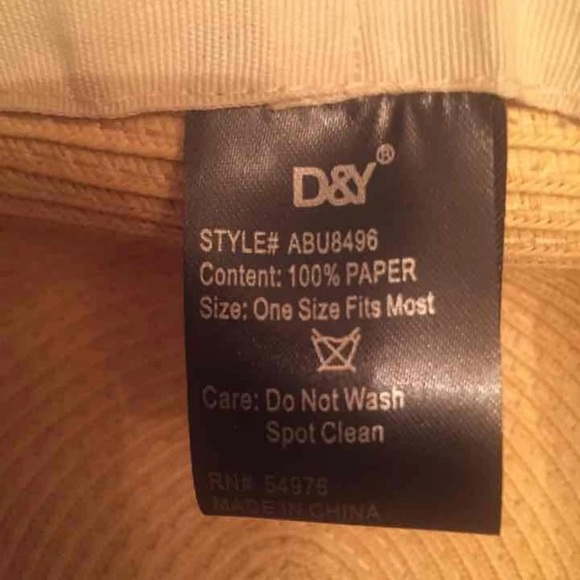 Small to Medium summer Hat. - Picture 4 of 5